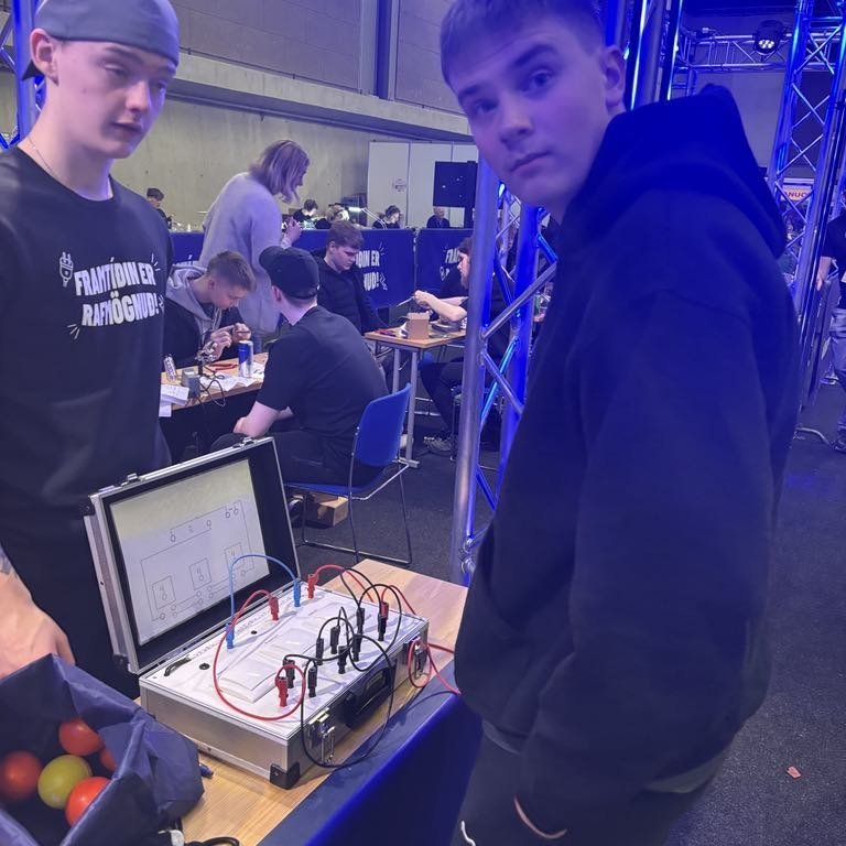 2b35ef3d-a9c9-4f50-ae97-742fceb420dd