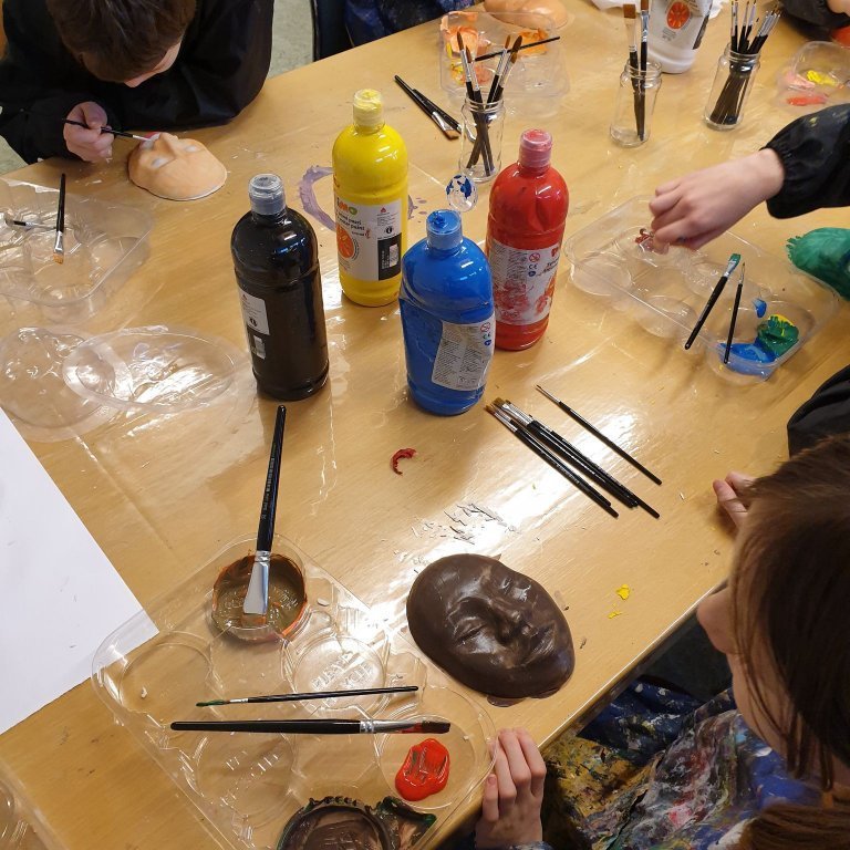 136729129_767678667437029_4036869967796743213_n