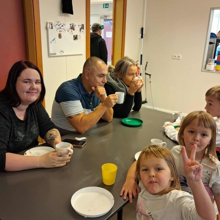 0df5c7dc-850d-4231-9b77-c8195e7ca5aa