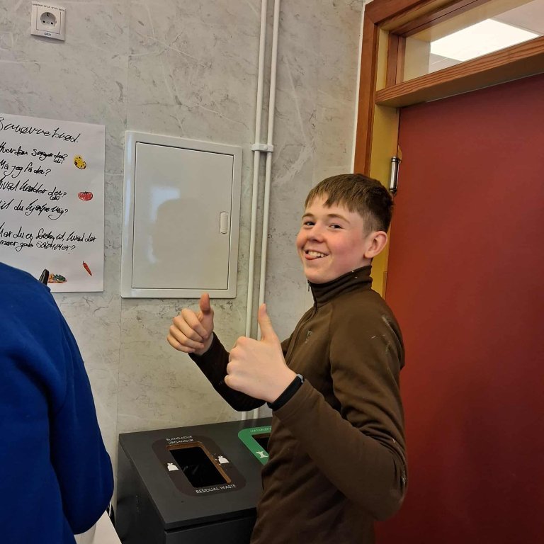 0f7a2bbb-b537-4d46-ba86-9aae8e537cc1