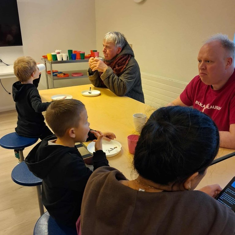 1e4c7fd9-103a-4e24-adb7-c01d59095b21