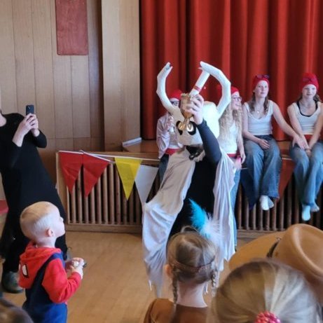 daaf12f2-1c28-4cb9-b2e0-155a2f1117a3