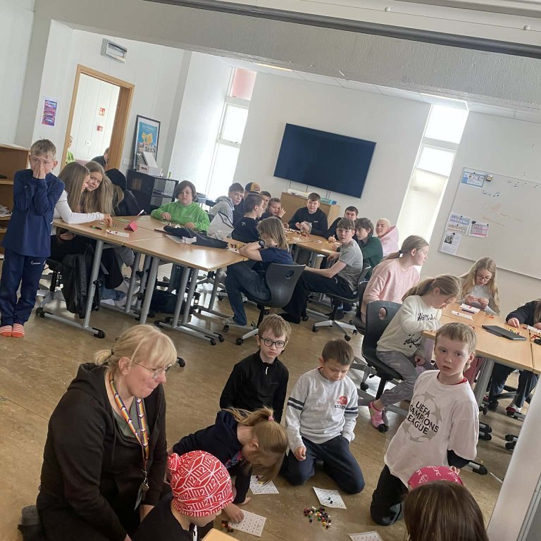 429bc99f-ce6d-4e77-bdca-4a4723996e16