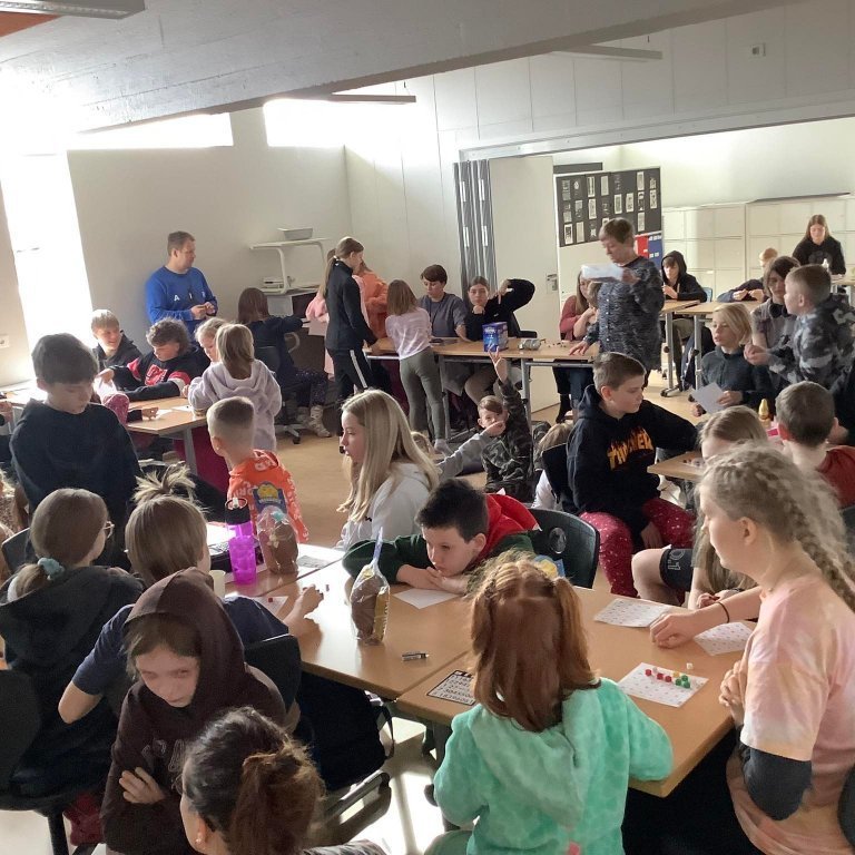 277913059_353842553368227_8370993237267857908_n