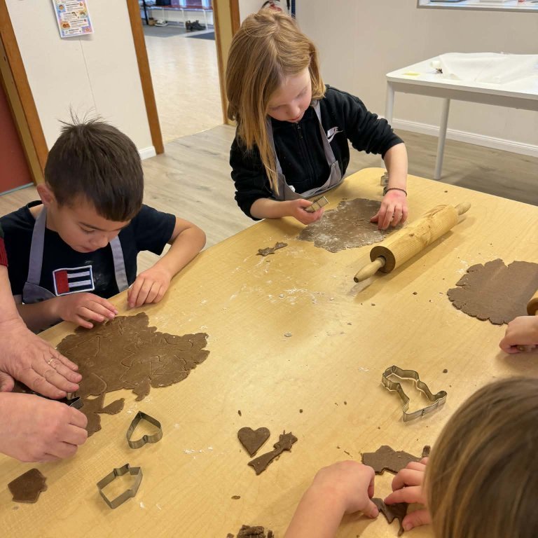 bd93e905-a737-425b-a3aa-32e225d816b5