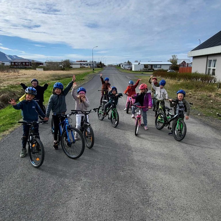 2a0a9b8f-4dfd-4328-8922-a745f56ae0d7