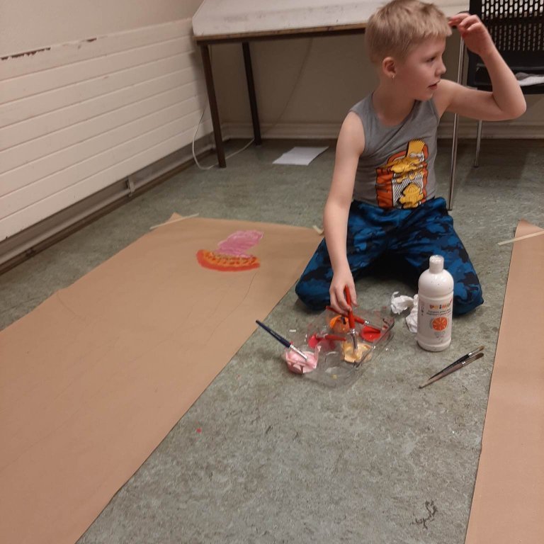 326977041_907567333707673_2507309290427788904_n