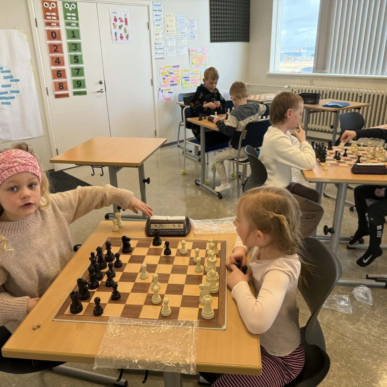 c7c6e3e2-95ad-42fb-8e81-6f730cd38db9