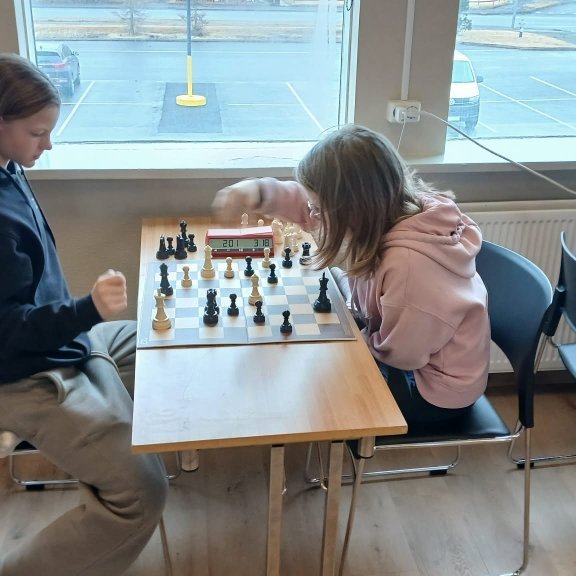 4ef530cc-5a92-4712-9de5-547d4674df2e