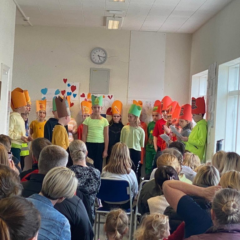 279229233_434572371765677_7711205268915035104_n