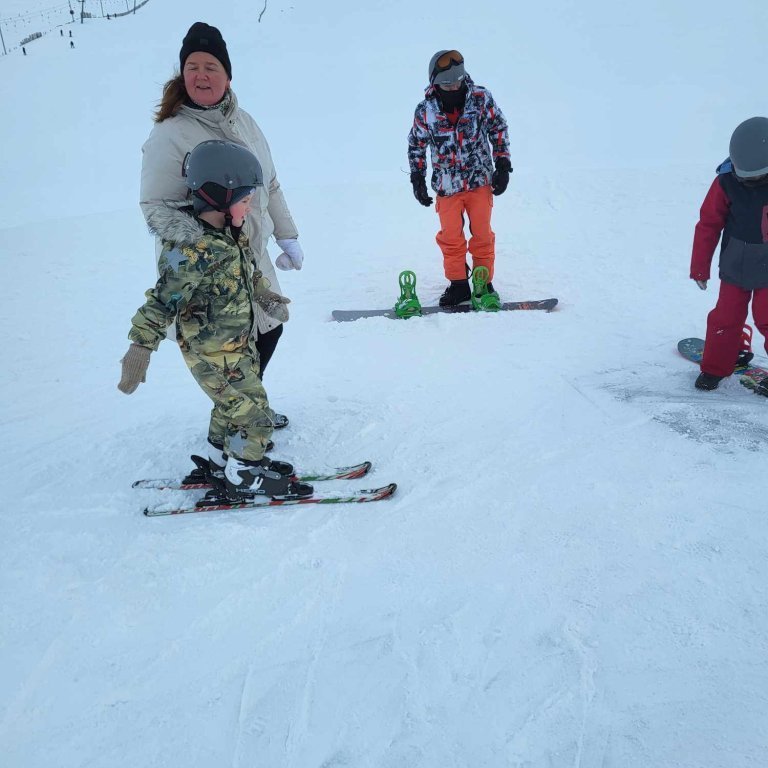 0501c2e3-1fb8-45de-b45b-2421dc14f5eb