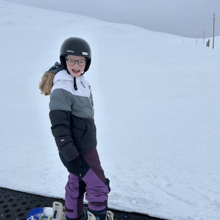 0511ff63-0c4e-4df4-aa73-7047fa98f860