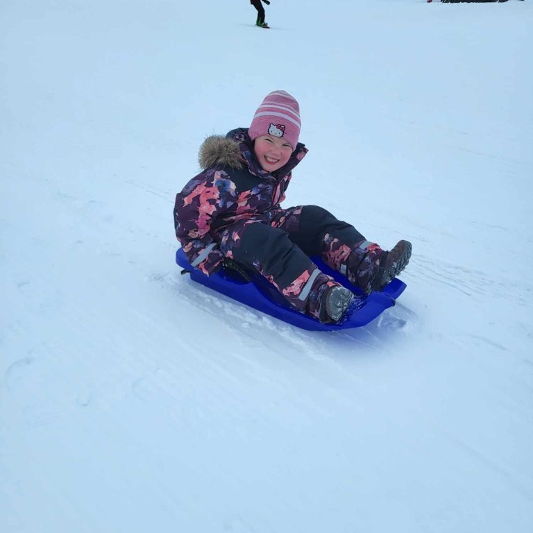 20ad38b6-bba9-4895-86a7-7aa93a239cbd