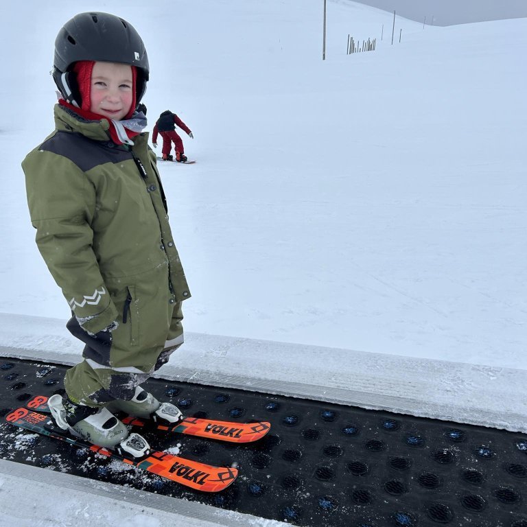 3148cd86-b823-4aee-b346-4cb0a43d3284