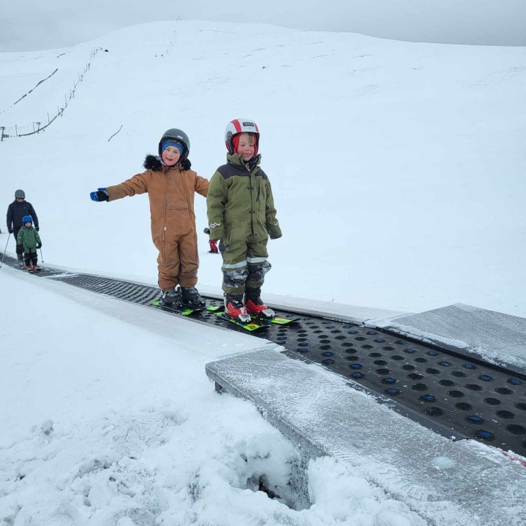 d5e3494c-19ea-48d8-bec6-729955fec7ff