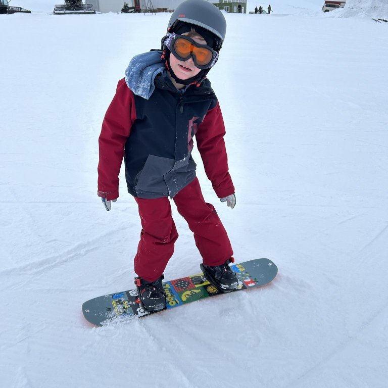 f9499b3a-a4c9-43a5-b979-4b9409a39a6b