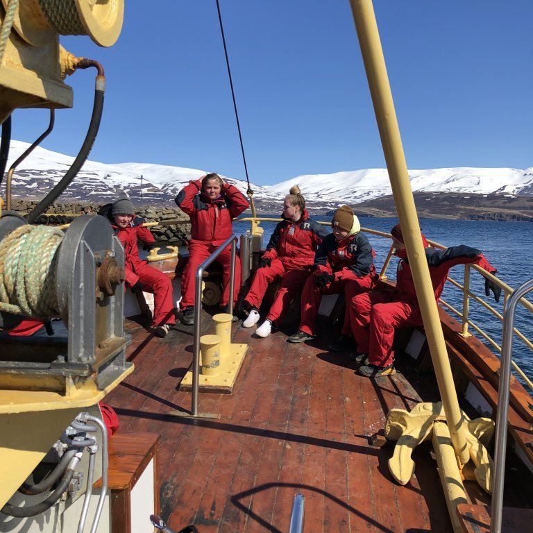 cbcbc2a2-8e55-49d7-b4e4-05398dbc290a