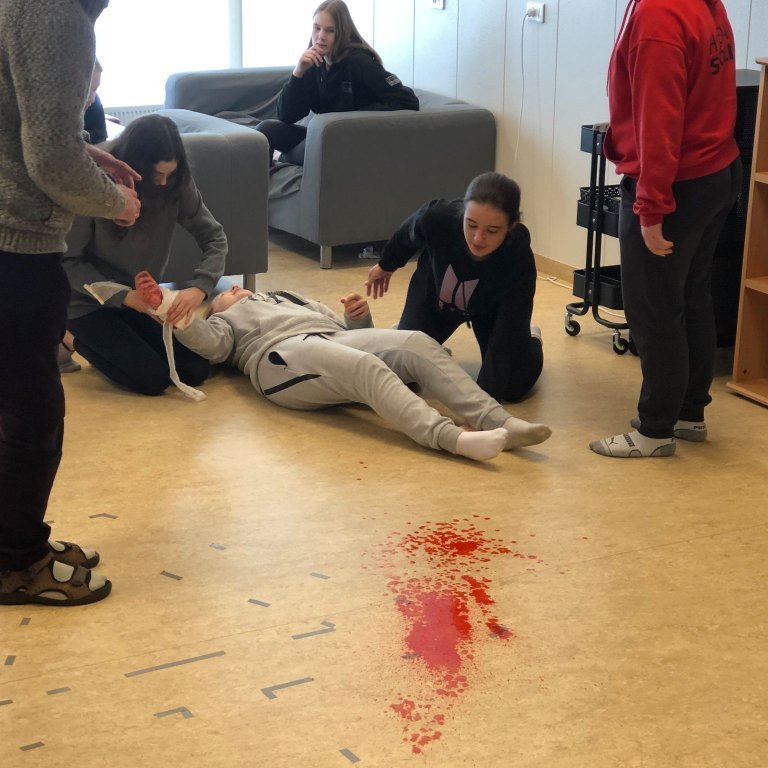 170751875_1365658507102220_1695390723179483386_n