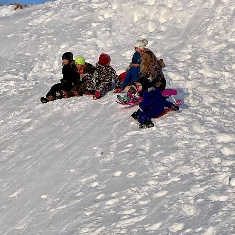 143929323_469905030698514_4803533330184047494_n