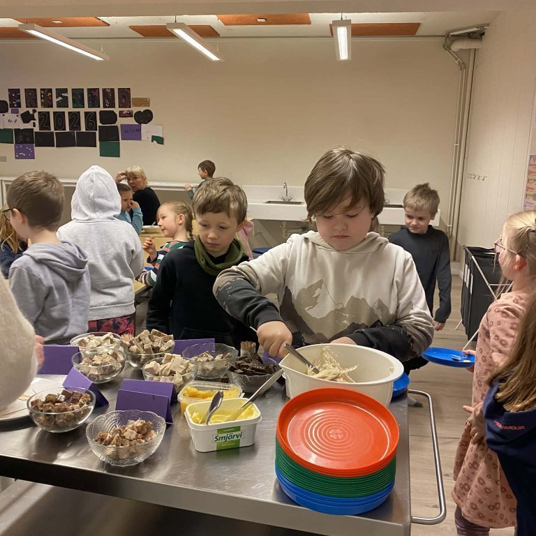 10e11f1b-40a0-4628-aacb-6ba616b6e8d0