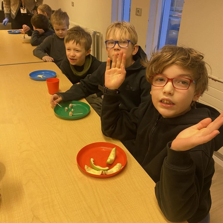 a1ddc96f-6250-48e1-860b-08a38373d833