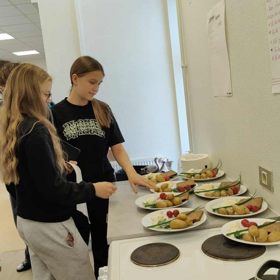 14c03fed-3685-4c74-98dc-cf0d3c6cd559