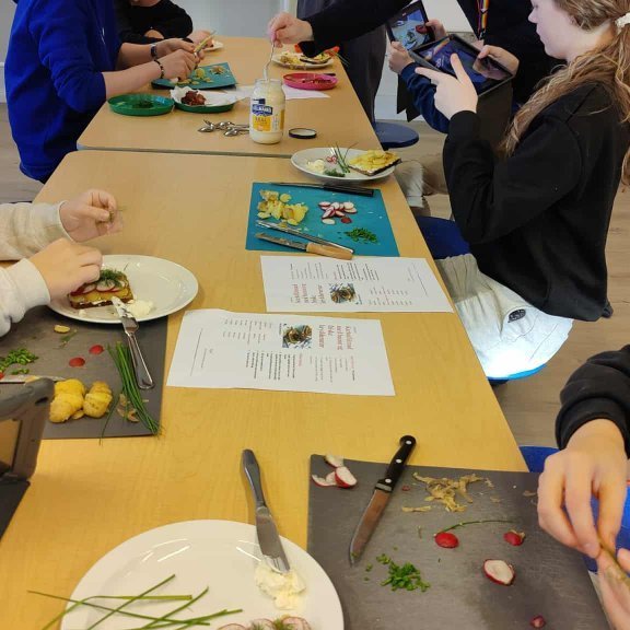 1e0f192c-6d64-4b80-aa72-81ef7f97b983