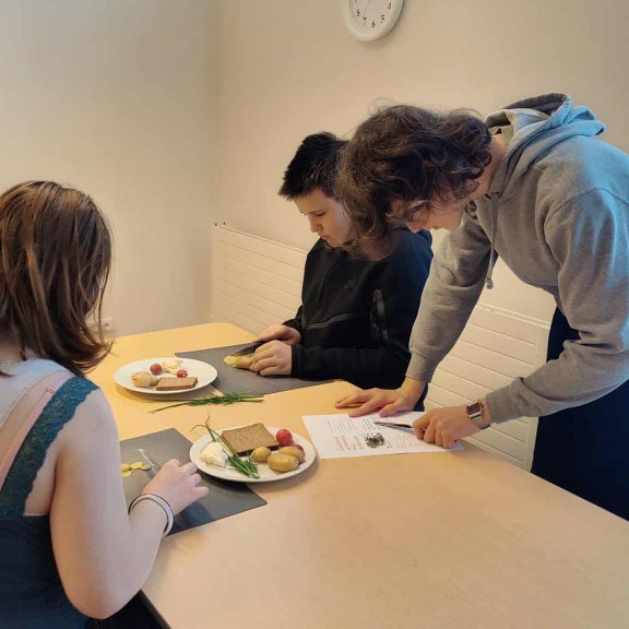 3e0a8b02-1383-46df-9cc0-8c08ff7de798