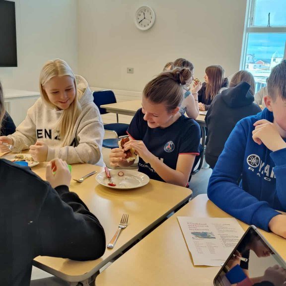 8d723504-7f61-4f0d-9afa-42212408ca55