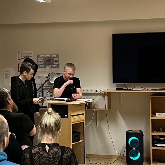 369146185_1008923796845700_677362909470615722_n-1