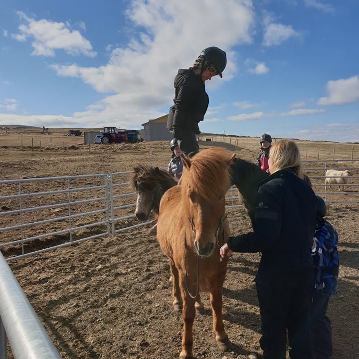 187018000_846888365909851_6326225836659907619_n