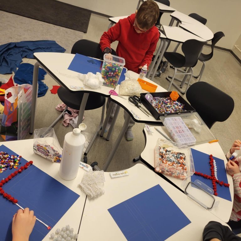 1269339c-a670-4bcf-b06d-2a46df7fab19