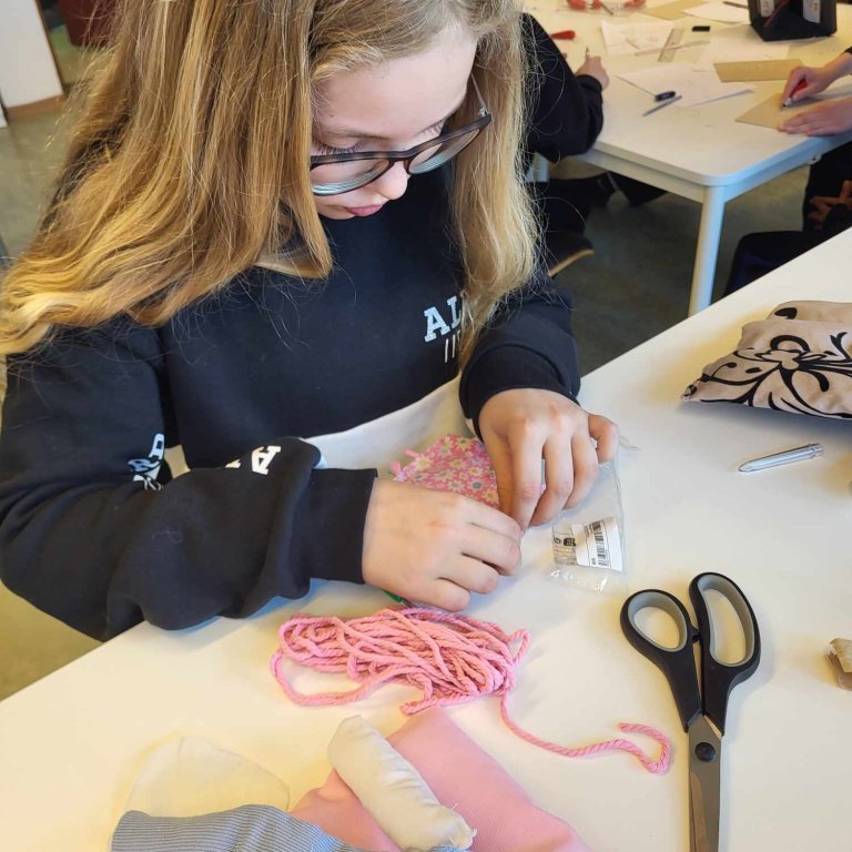 f775c62a-fda9-4264-9bf1-2a7b54f3316b