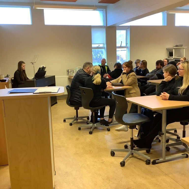 279080704_695918441863637_3413108454814665625_n