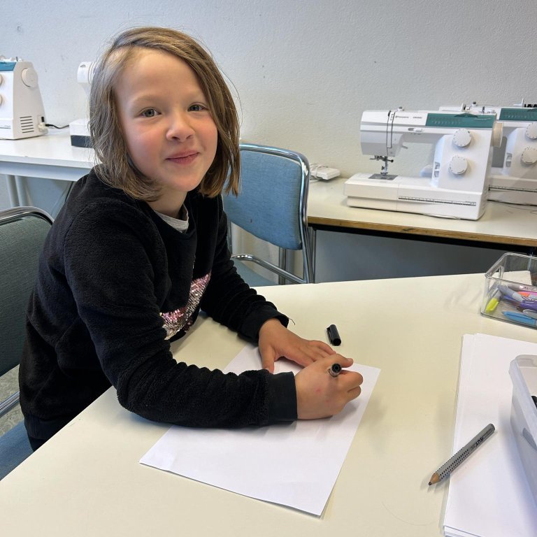 c4e090a0-44d6-4daf-b9a9-defdbf7e27bb