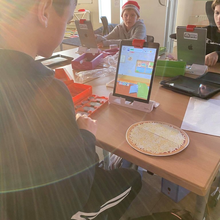 127081835_965631190511429_7960722860642045733_n