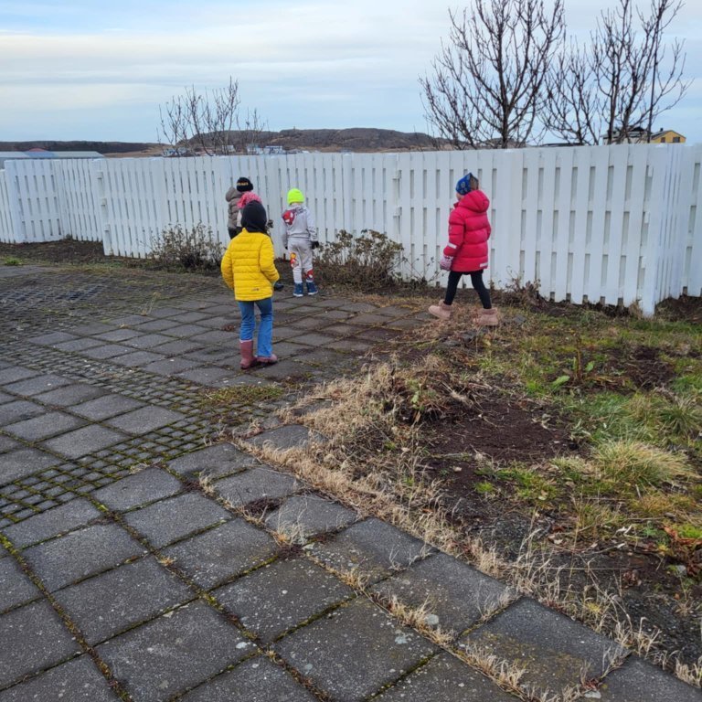 572fb3b4-e32b-4a8b-a7f2-87a61cd62957-1