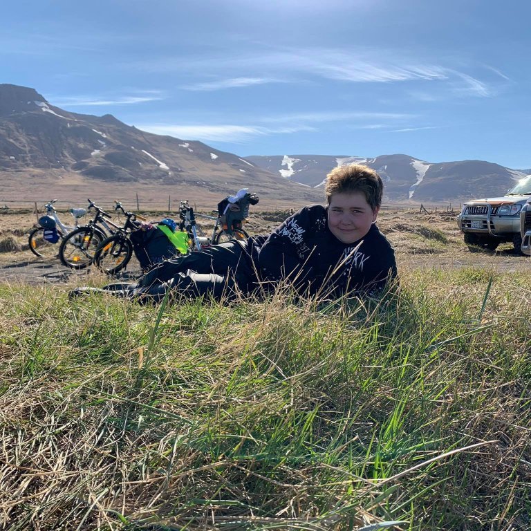 191069705_303898654542717_826181139635240303_n