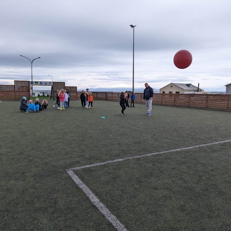 350909349_922580785676027_1419604600635426955_n