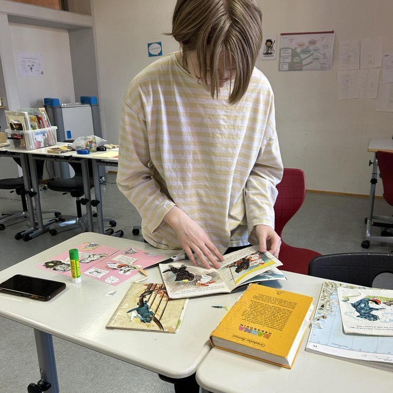 15b12fed-a418-491c-a3d8-538d12d6eed9