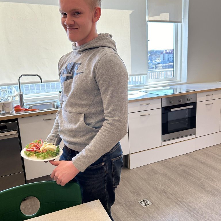 81879807-0ded-4f51-8ebb-0732d149ac71