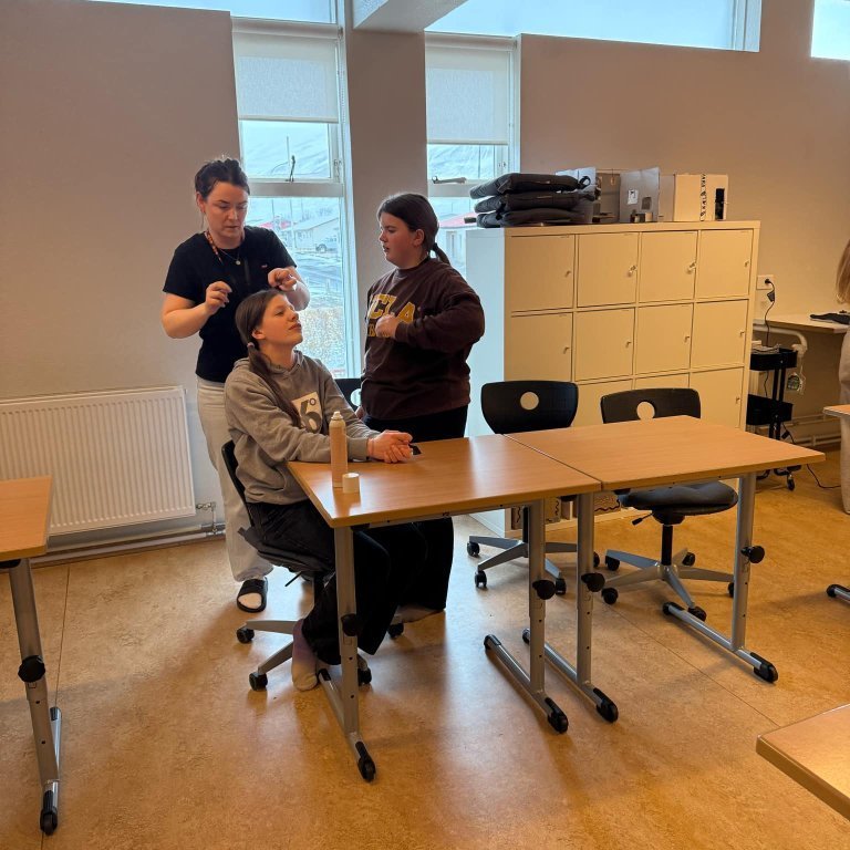 02e4196a-b366-4602-a366-94d68a21950d