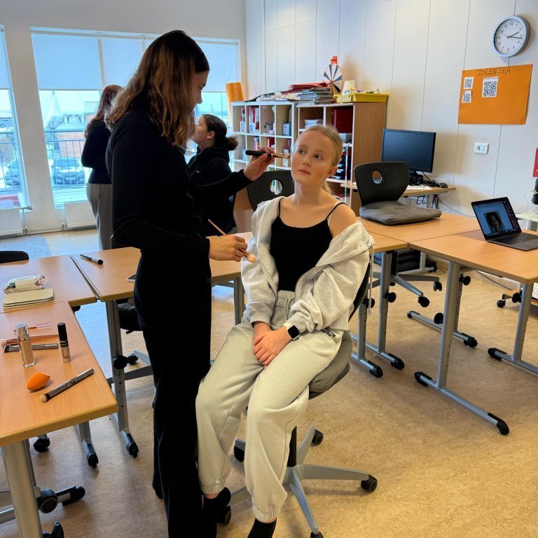 1ab7829f-df18-43e3-8e78-beb6baf7919e