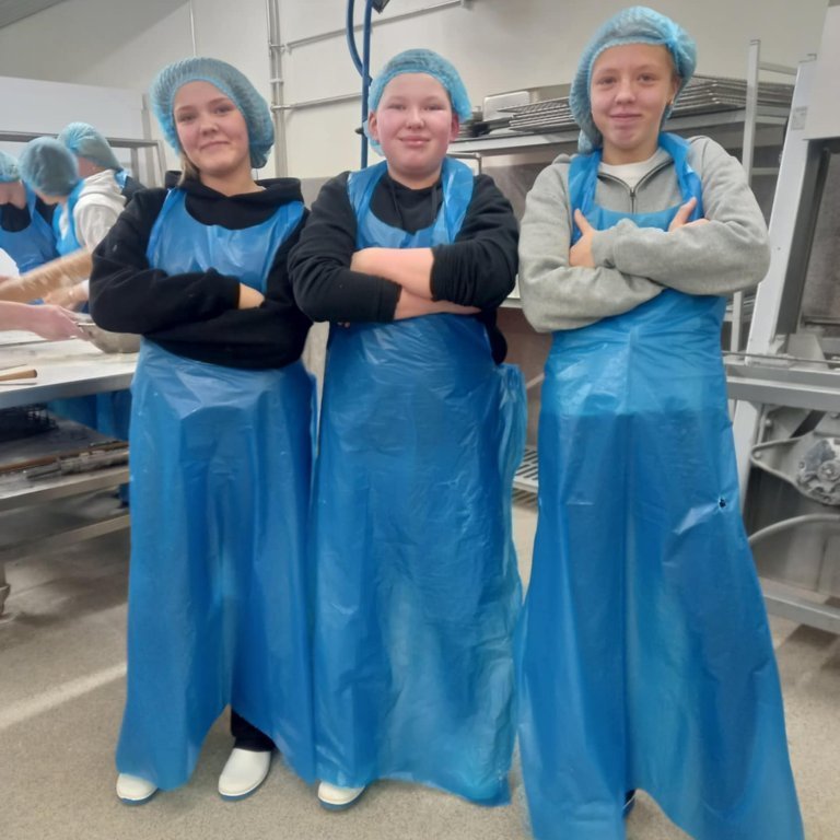 23cbb675-c633-4f3e-a663-2ddd8922680a