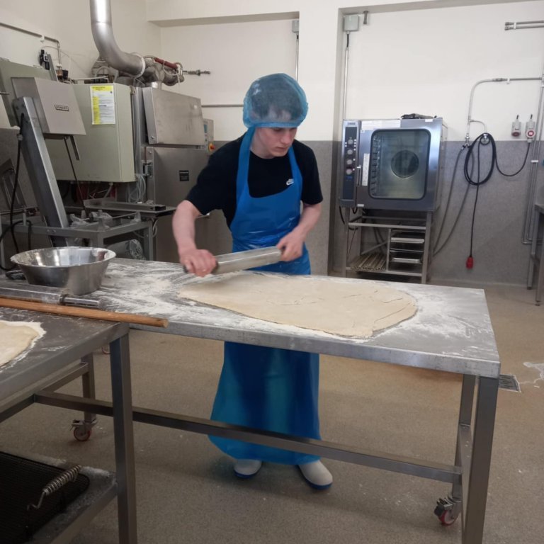 9a7f85cb-8830-4d13-96fa-9d732c6855a0-1