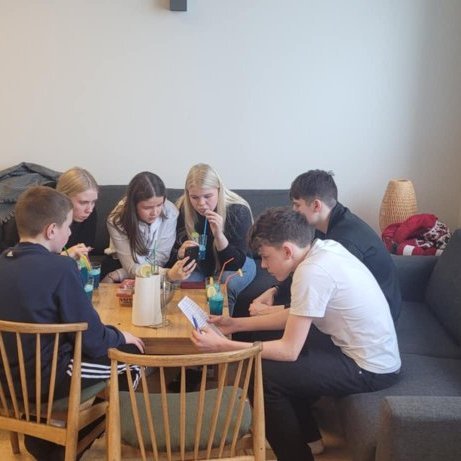 aa8f1f53-df51-401f-a621-e9366cb47732