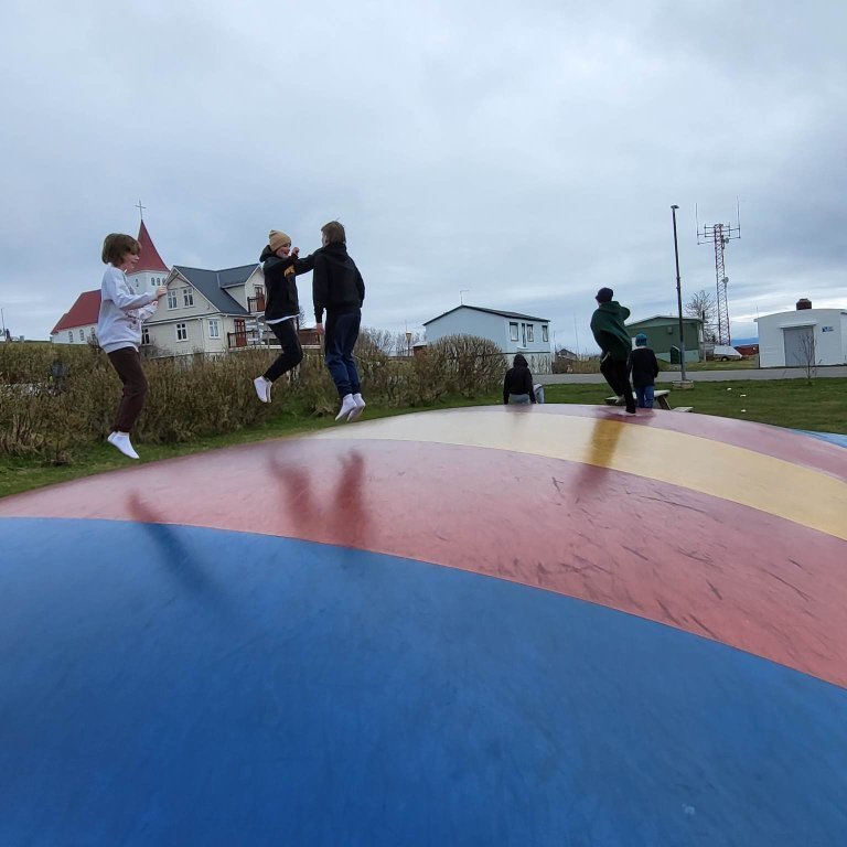 344786825_256357530247502_3701876014305394769_n