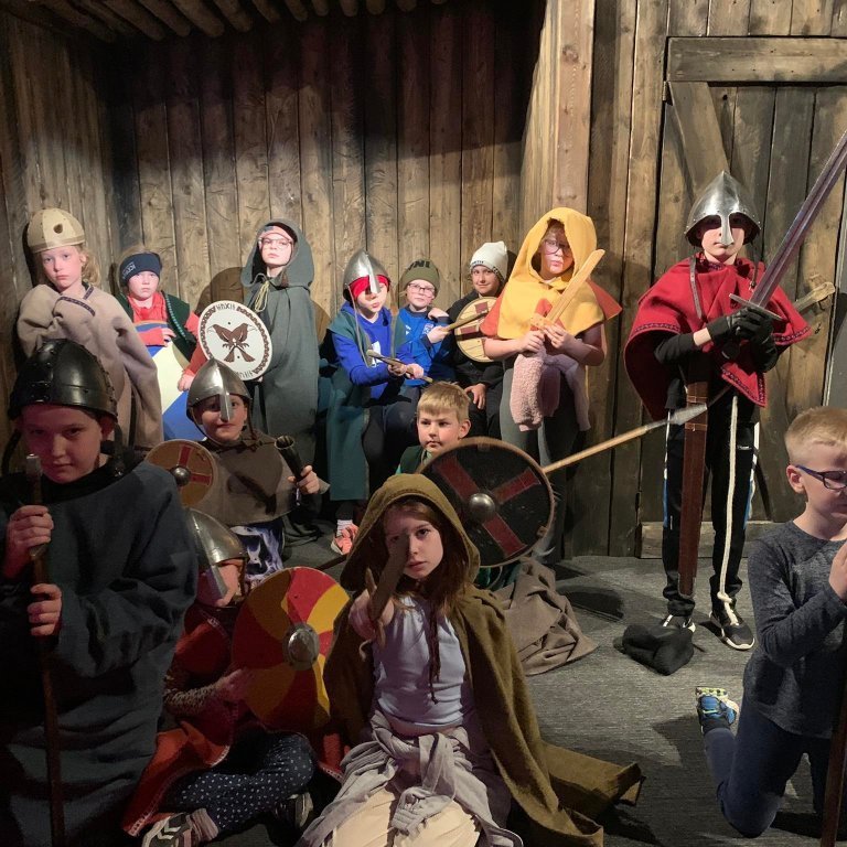 280454670_727673251909588_5785024338247477414_n-1