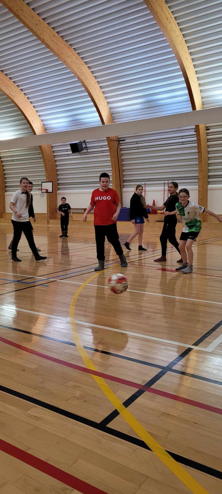 Nemendur miðstigs í ullarsokkum