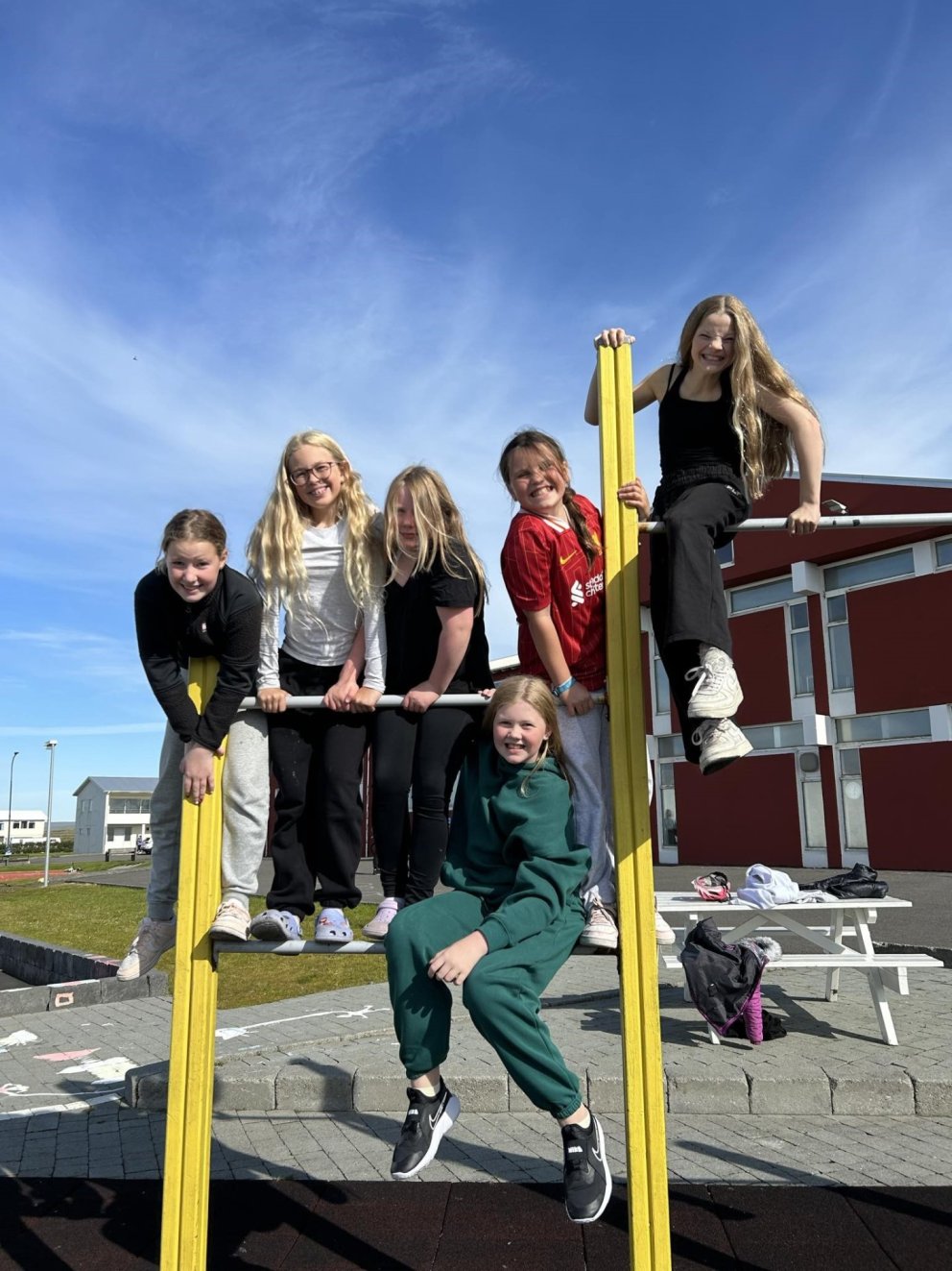 Fyrsta föstudagskveðja skólaársins og það á fimmtudegi